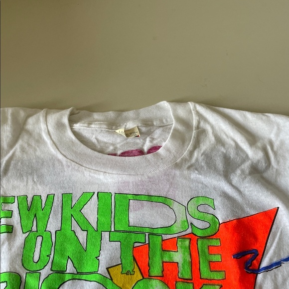 New Kids on the Block Graphic Kids T-Shirt - White - Picture 6 of 10